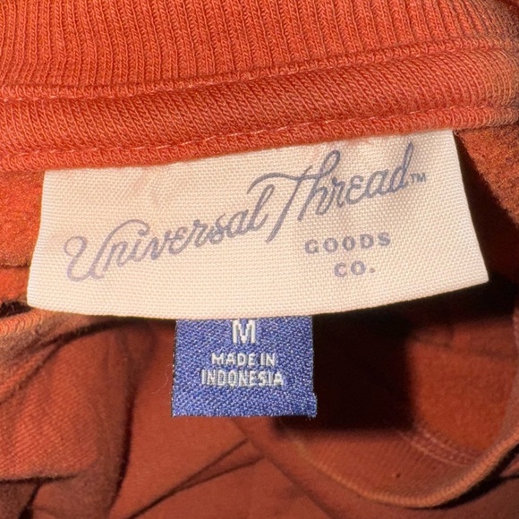Universal thread cropped sweatshirt. Burnt orange/rust. Super soft🔥🧡 - Picture 4 of 6